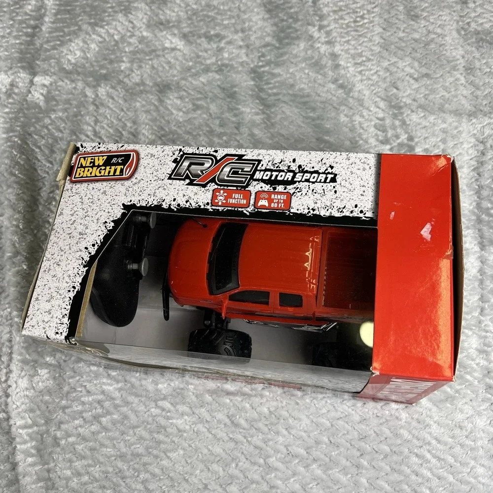 New Bright R/C Truck Cheverolet Silverado Trail Boss New Red #2480